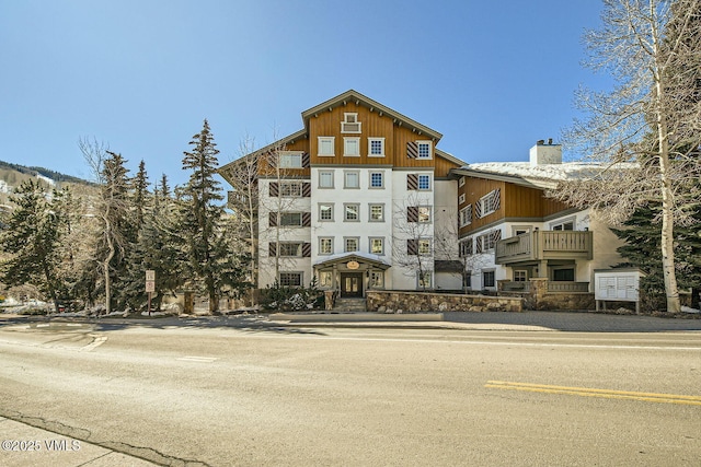 view of building exterior