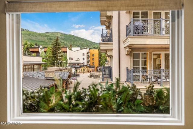 684 W Lionshead Cir Unit 302, Vail, CO 81657 - patio / terrace with a mountain view