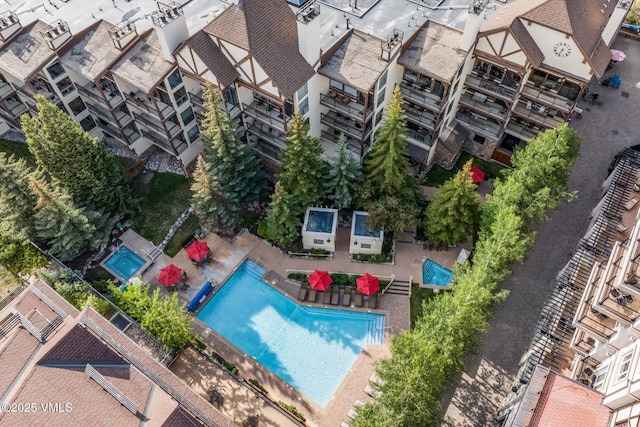 684 W Lionshead Cir Unit 302, Vail, CO 81657 - bird's eye view of a pool area