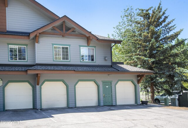 205 Crazy Horse Pt Unit 205, Edwards, CO 81632 - garage with driveway