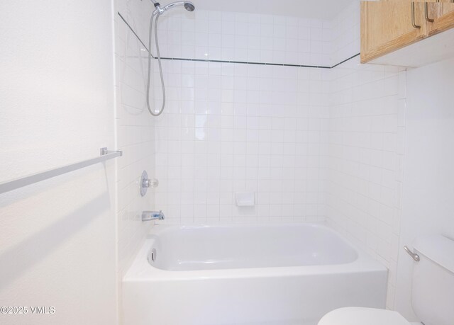 205 Crazy Horse Pt Unit 205, Edwards, CO 81632 - bathroom featuring toilet and washtub / shower combination