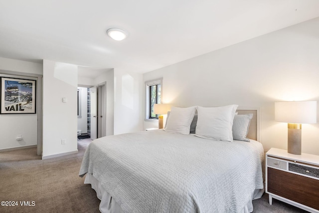 bedroom with carpet flooring