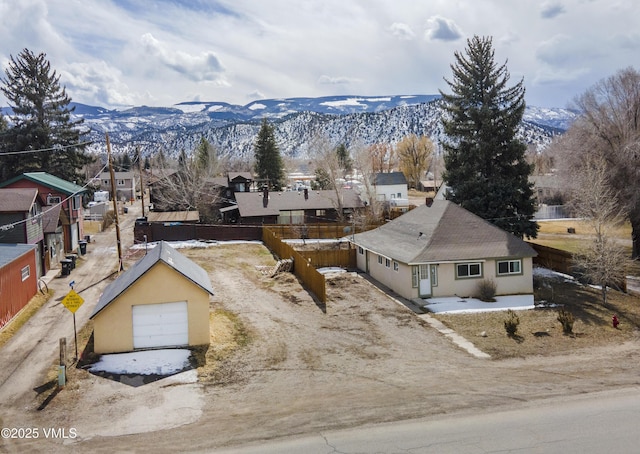 birds eye view of property featuring a residential view and a mountain view