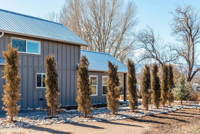 329 River Frontage Rd Unit 18, Silt, CO 81652 - view of side of property featuring board and batten siding and metal roof