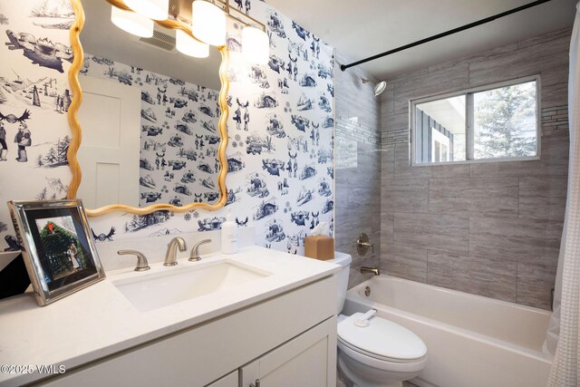 349 Whiting Rd, Eagle, CO 81631 - bathroom featuring shower / tub combo with curtain and vanity