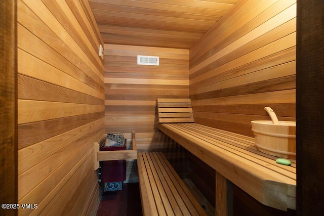 view of sauna / steam room