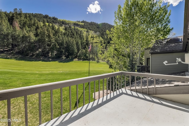 130 Grouse Ct Unit B, Avon, CO 81620 - balcony with a view of trees