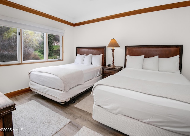 120 Offerson Rd Unit D330, Beaver Creek, CO 81620 - bedroom with wood finished floors and baseboards