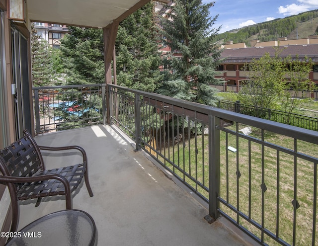 684 W Lionshead Cir Unit 215/216, Vail, CO 81657 - view of balcony