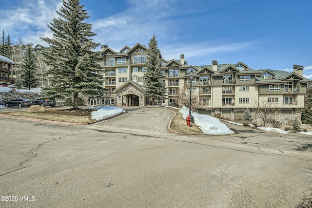 1120 Village Rd Unit 306, Beaver Creek, CO 81620 - view of building exterior with a residential view