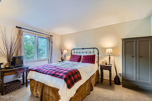 1880 Meadow Ridge Rd Unit 7, Vail, CO 81657 - bedroom with light colored carpet