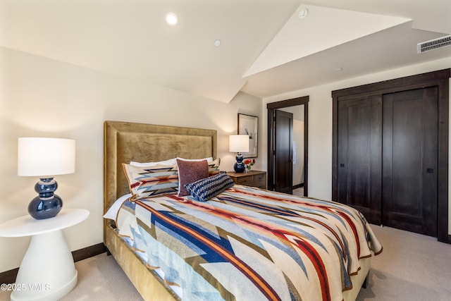 687 Hunters View Ln, Eagle, CO 81631 - bedroom featuring light colored carpet, vaulted ceiling, a closet, and recessed lighting