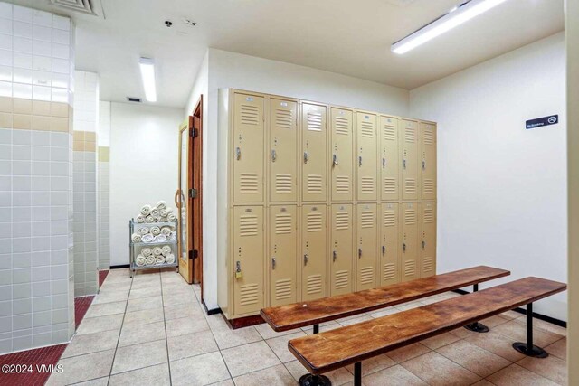 1100 N Frontage Rd Unit 1519, Vail, CO 81657 - corridor featuring light tile patterned floors
