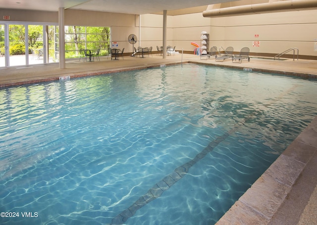 1100 N Frontage Rd Unit 1519, Vail, CO 81657 - view of indoor community pool