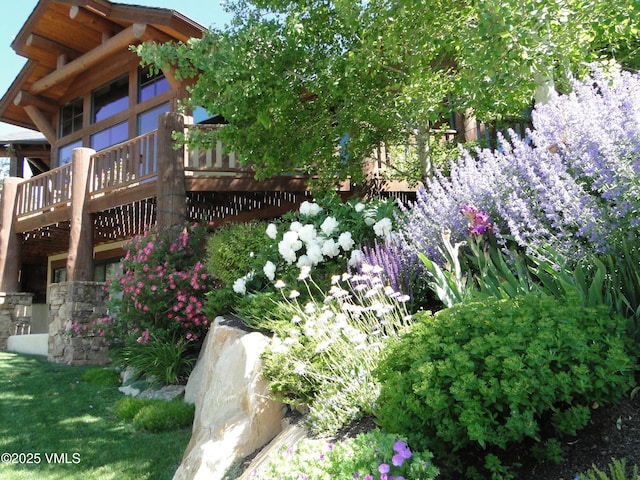 555 Charolais Cir, Edwards, CO 81632 - view of yard featuring a wooden deck