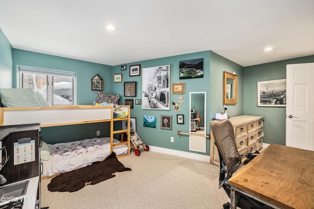 carpeted bedroom featuring recessed lighting and baseboards