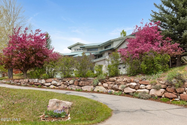 21 Hackamore Rd W, Edwards, CO 81632 - view of side of home with stucco siding