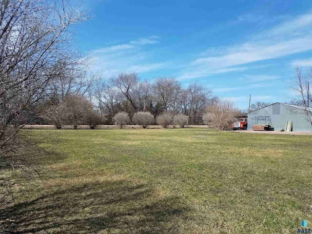 302 E 1st St, Dell Rapids SD, 57022 land for sale