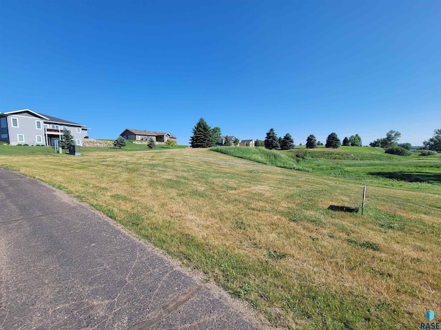 Listing photo 3 for Lake Ridge Dr, Wentworth SD 57075