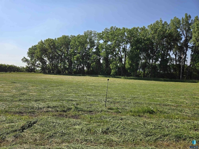 Ellis Rd, Sioux Falls, SD 57107