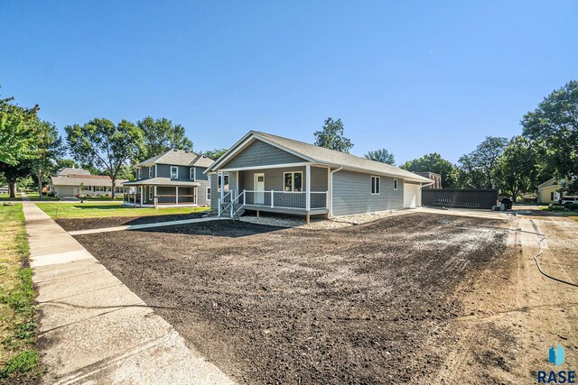 view of front of home featuring covered porch