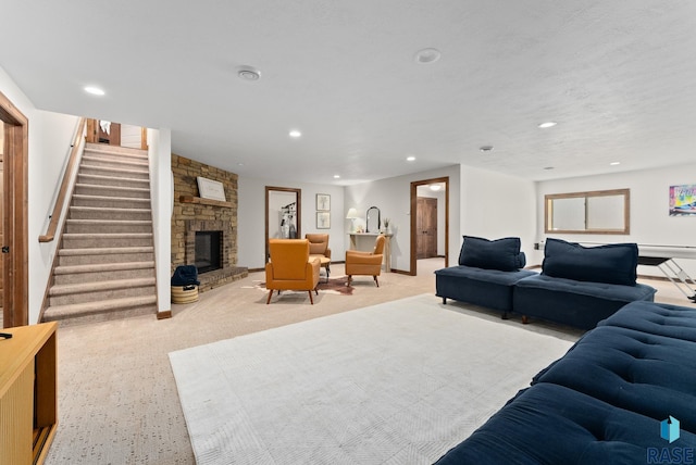 living room featuring a fireplace