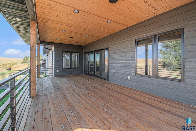 313 Red Spruce Ave, Sioux Falls, SD 57110 - view of wooden terrace