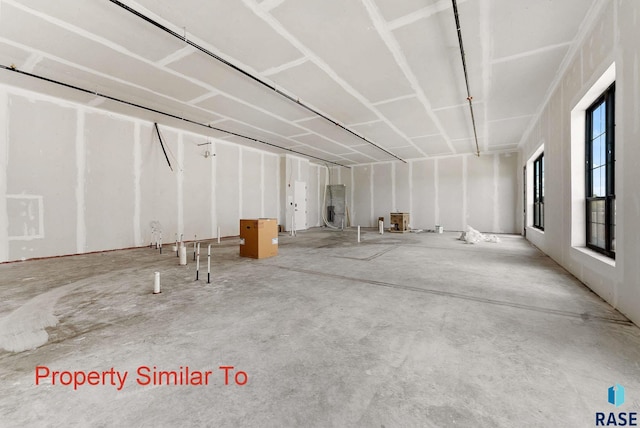 interior space featuring concrete flooring