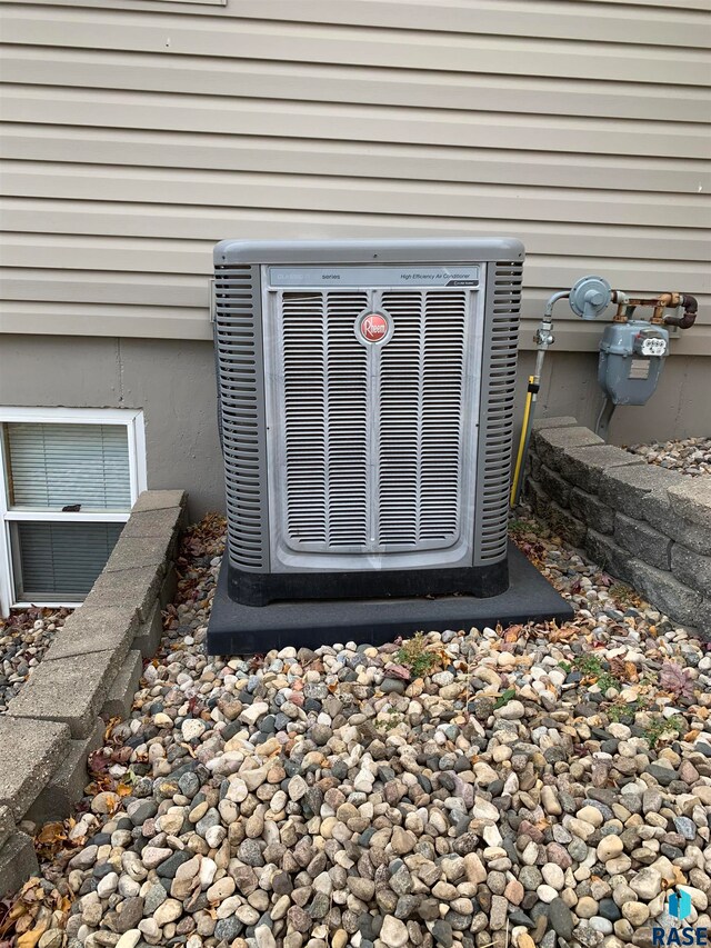 exterior details with cooling unit