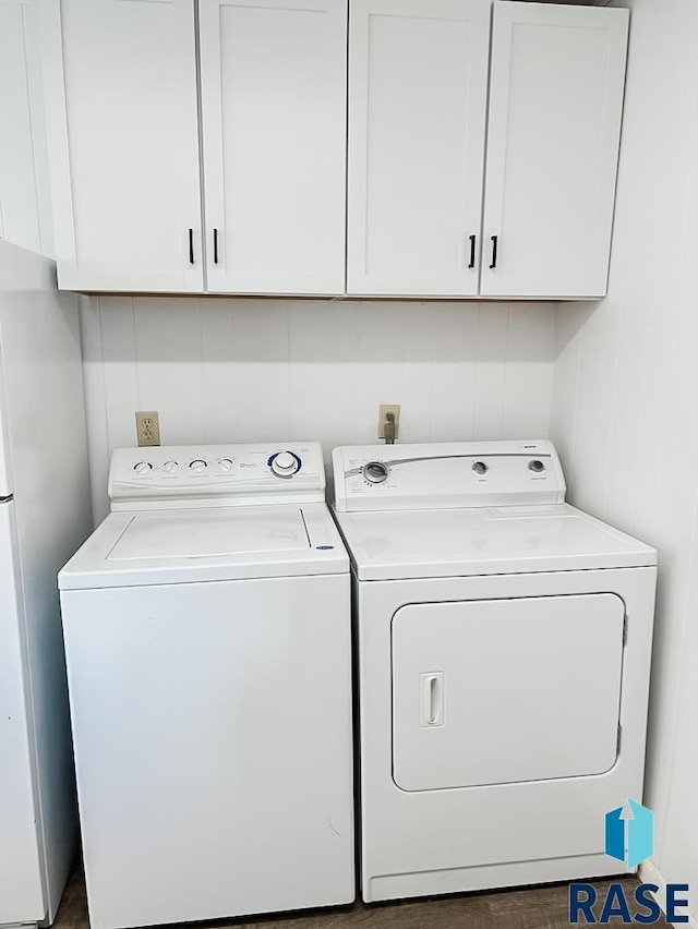 323 W Lincoln St, Luverne, MN 56156 - laundry area with independent washer and dryer and cabinet space