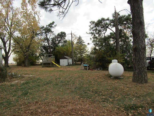 view of yard featuring a playground