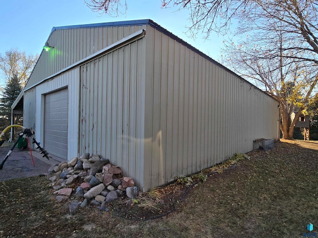 view of outdoor structure featuring a garage