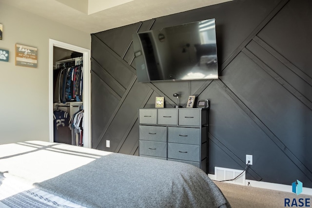 bedroom featuring a closet