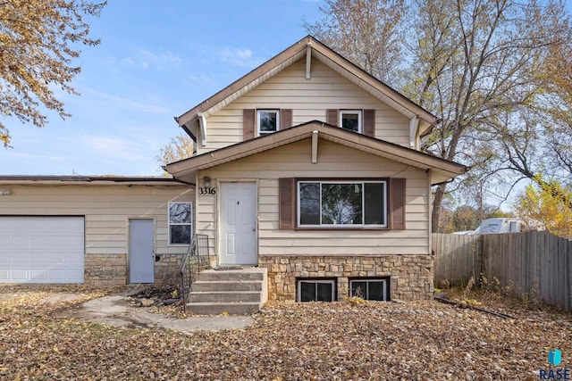 view of front facade with a garage