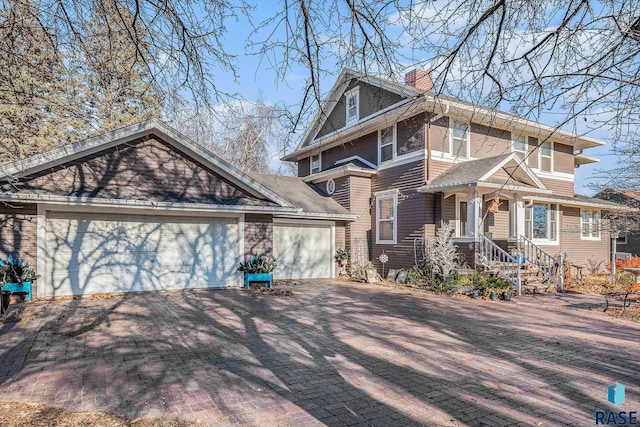 view of front of property featuring a garage