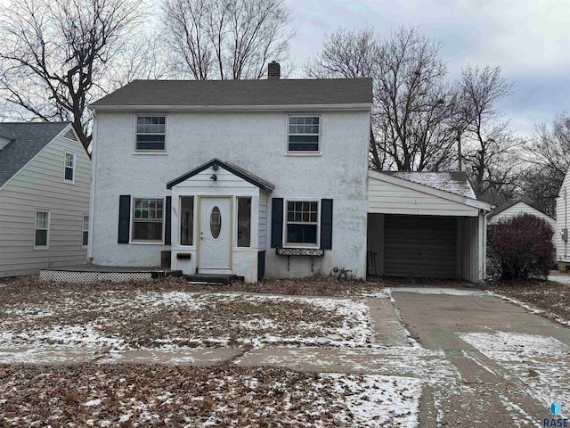 view of front facade with a garage