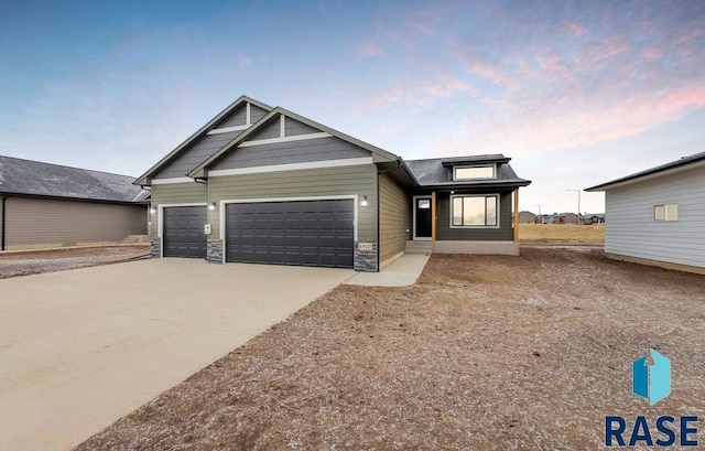 view of front facade with a garage