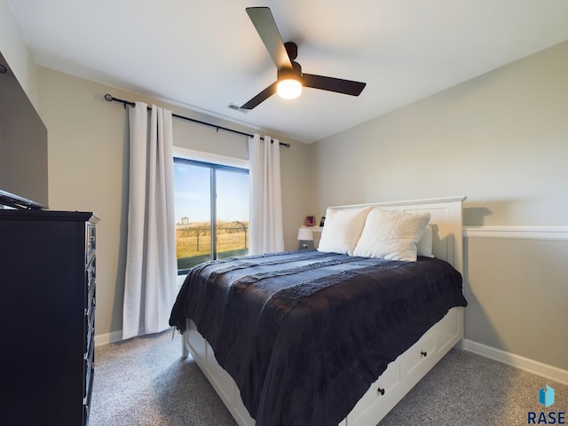 bedroom with carpet flooring and ceiling fan