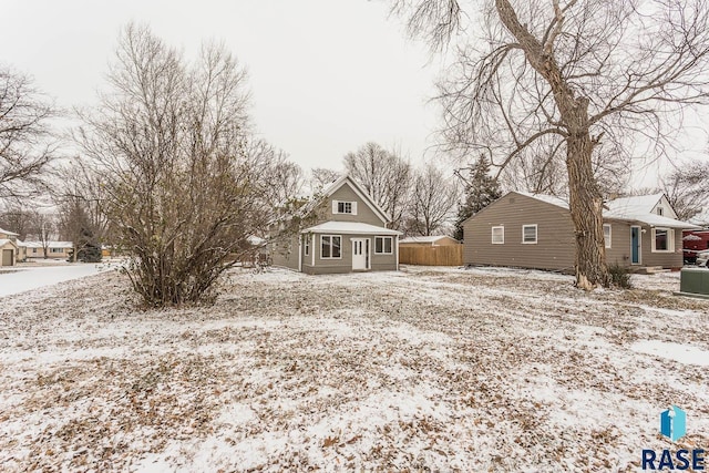 view of front of home