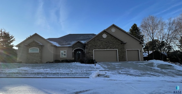 view of front of home featuring a garage