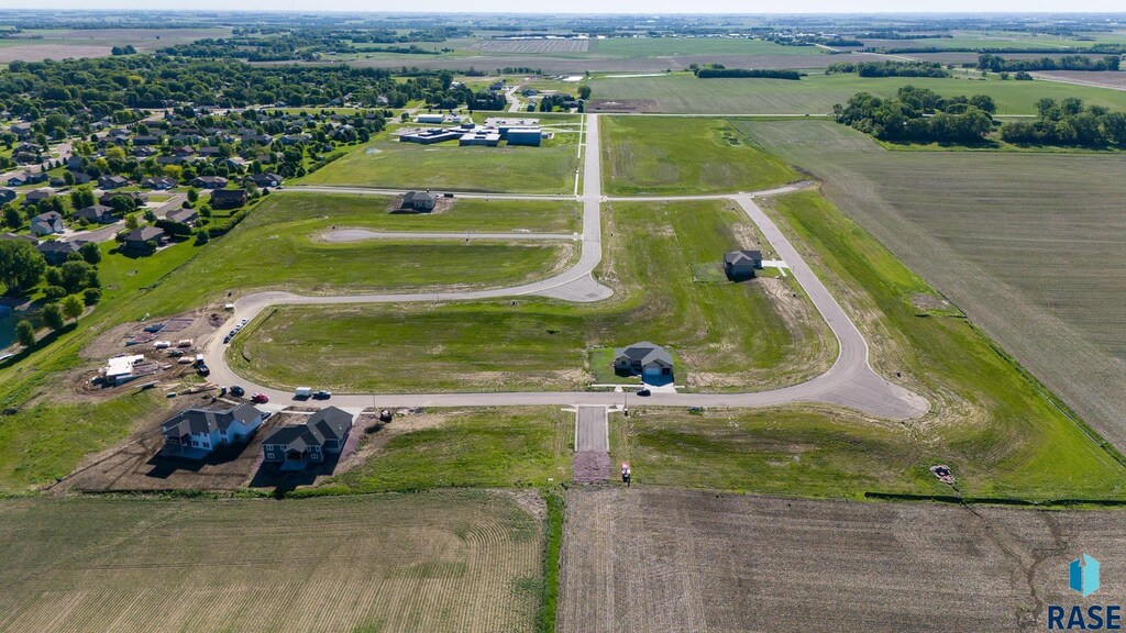 15 Willow Trl, Crooks, SD 57020
