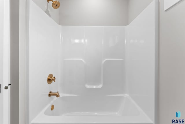 bathroom featuring bathtub / shower combination