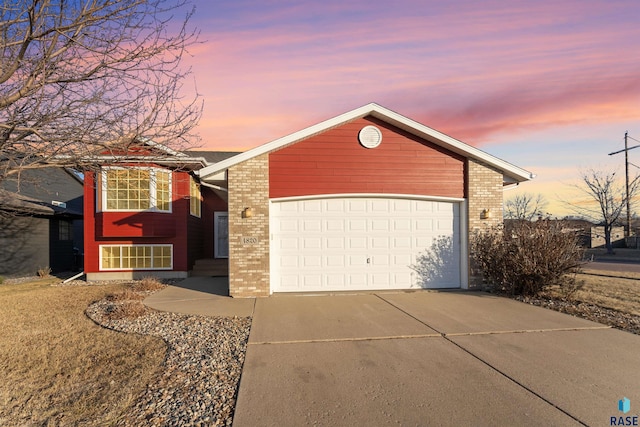 view of front facade with a garage