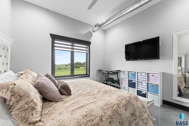 bedroom featuring ceiling fan