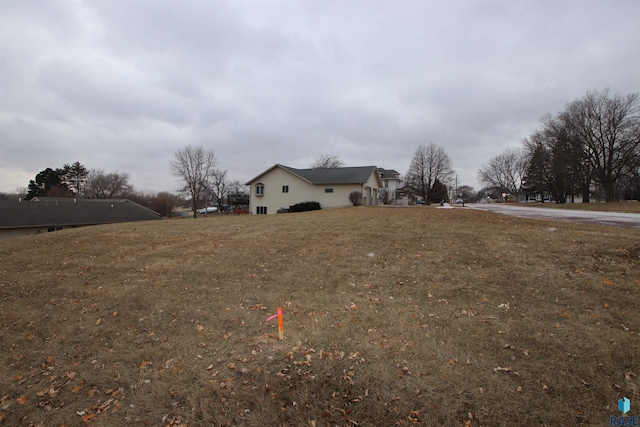 Listing photo 2 for E 3rd St, Canton SD 57013