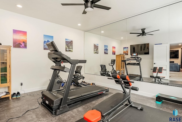 exercise area with recessed lighting, a ceiling fan, and baseboards