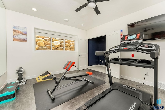 workout area featuring ceiling fan, recessed lighting, and baseboards