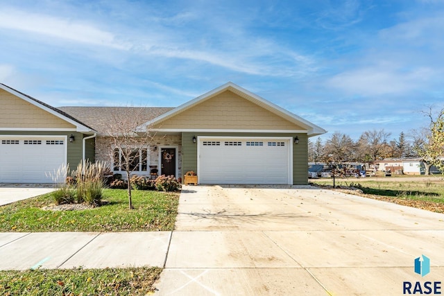 view of front facade with a garage