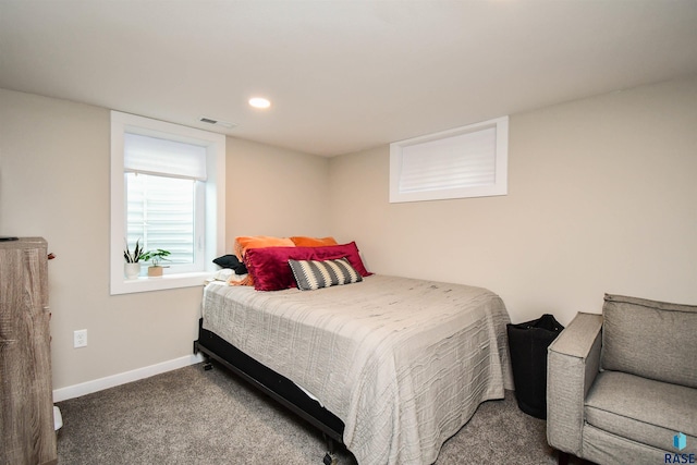 bedroom featuring carpet floors