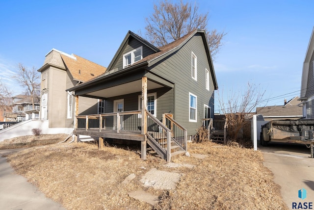 view of front of house featuring covered porch